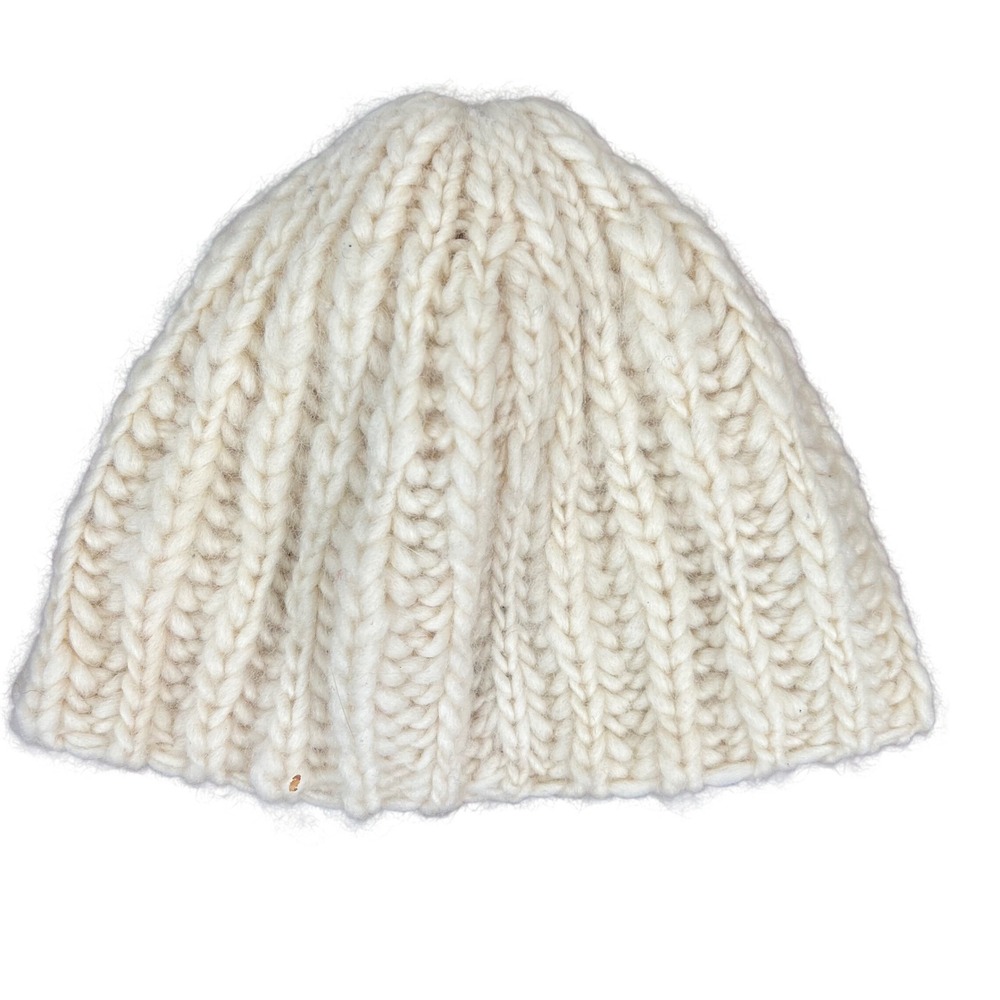 Talula Babaton Aritzia Cream 100% Wool Chunky Ribbed Knit Beanie Hat